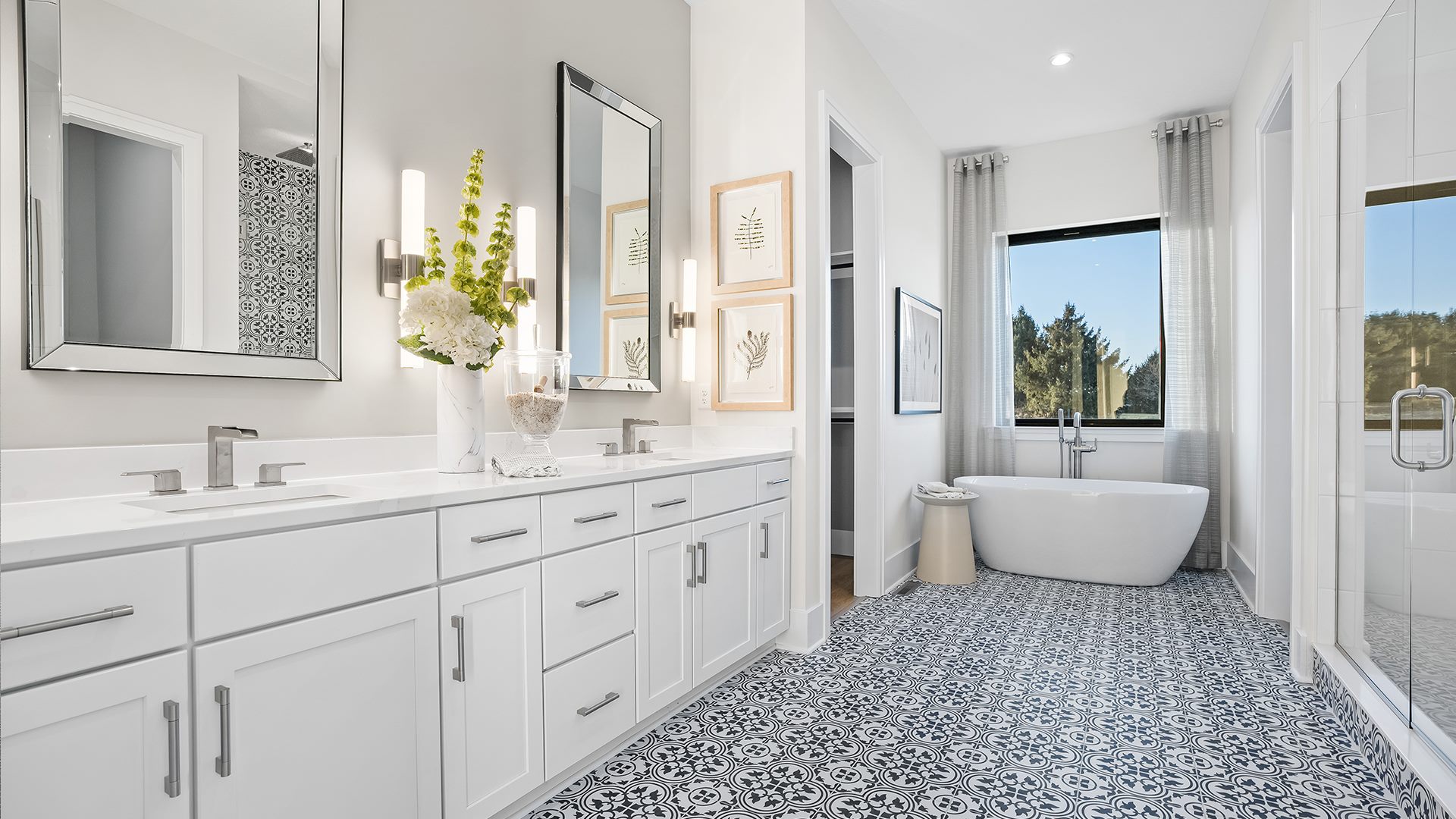 Charleston II Modern Hill Country Model Home in Ravenna, Ohio